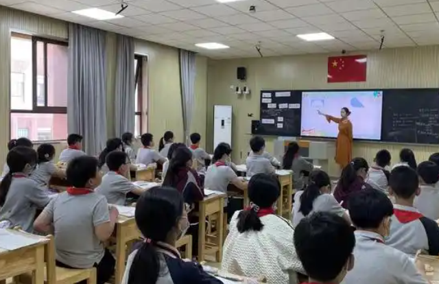 讲堂变得互动性明显增强大家