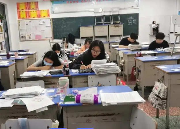 敞开互学互鉴才能让教育的火种燎原四方照亮更多孩子的成长之